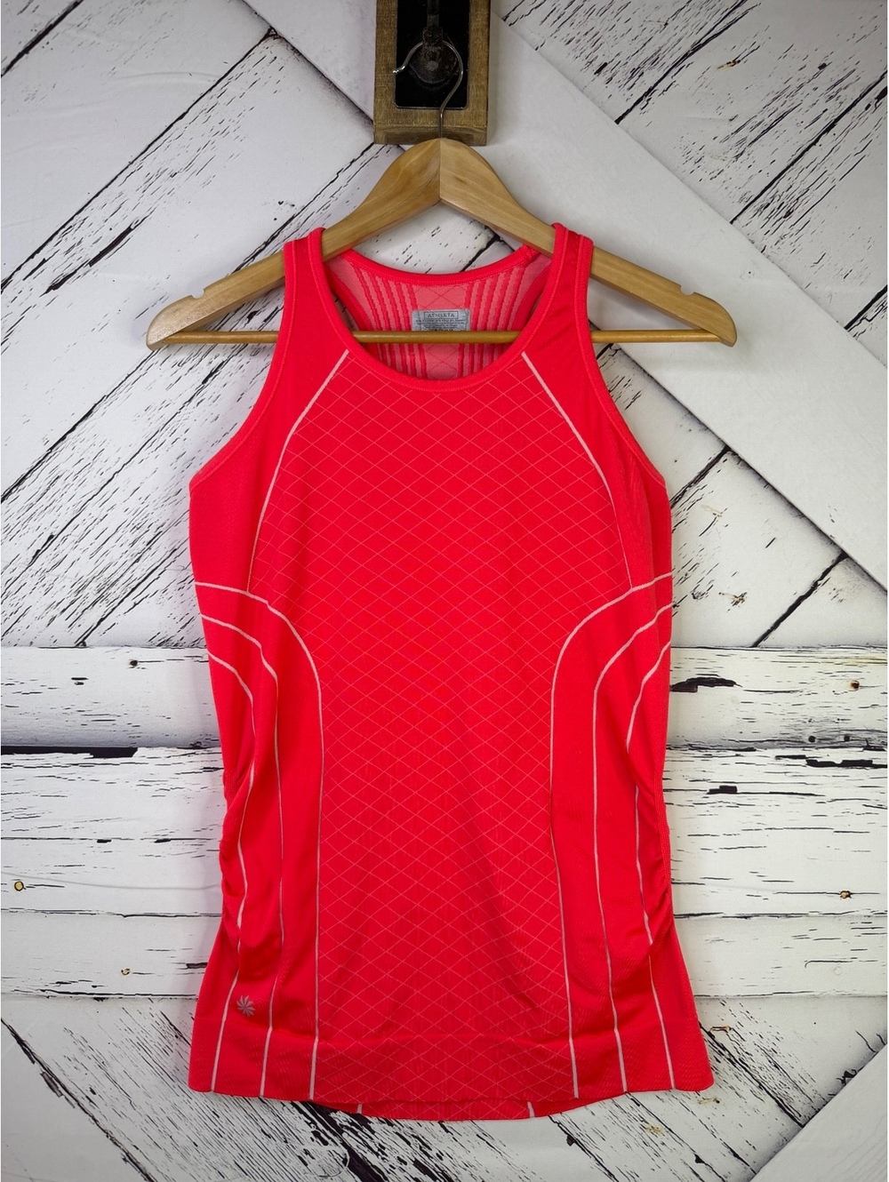 Athleta Finish Fast Line Cooling UPF 50 Tech Tank Top Coral Orange Women’s M